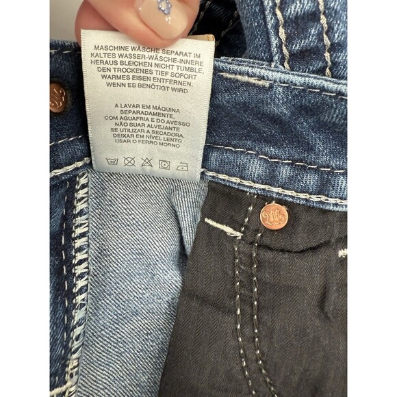 Miss Me Signature Capris Jeans Size 27 Horseshoe Angel Wings 30" x  20.5" EUC - Picture 16 of 16